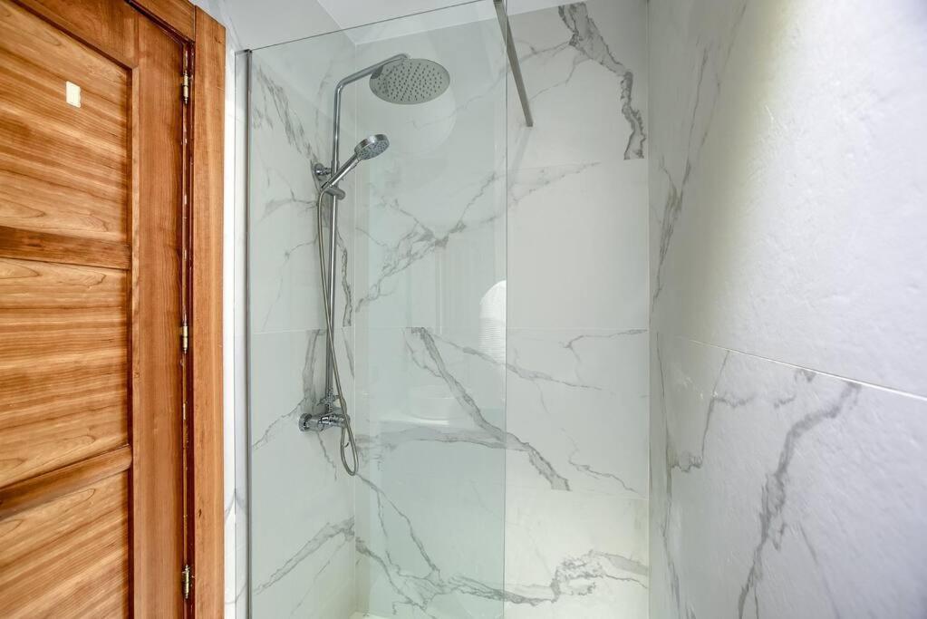 Apartment In The Center Of Madrid-Comenda-1-I Buitenkant foto